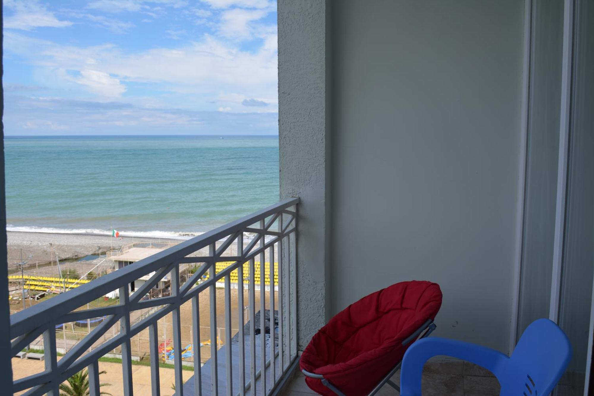 Apartment Magnolia Rustaveli 62 Batumi Exterior photo