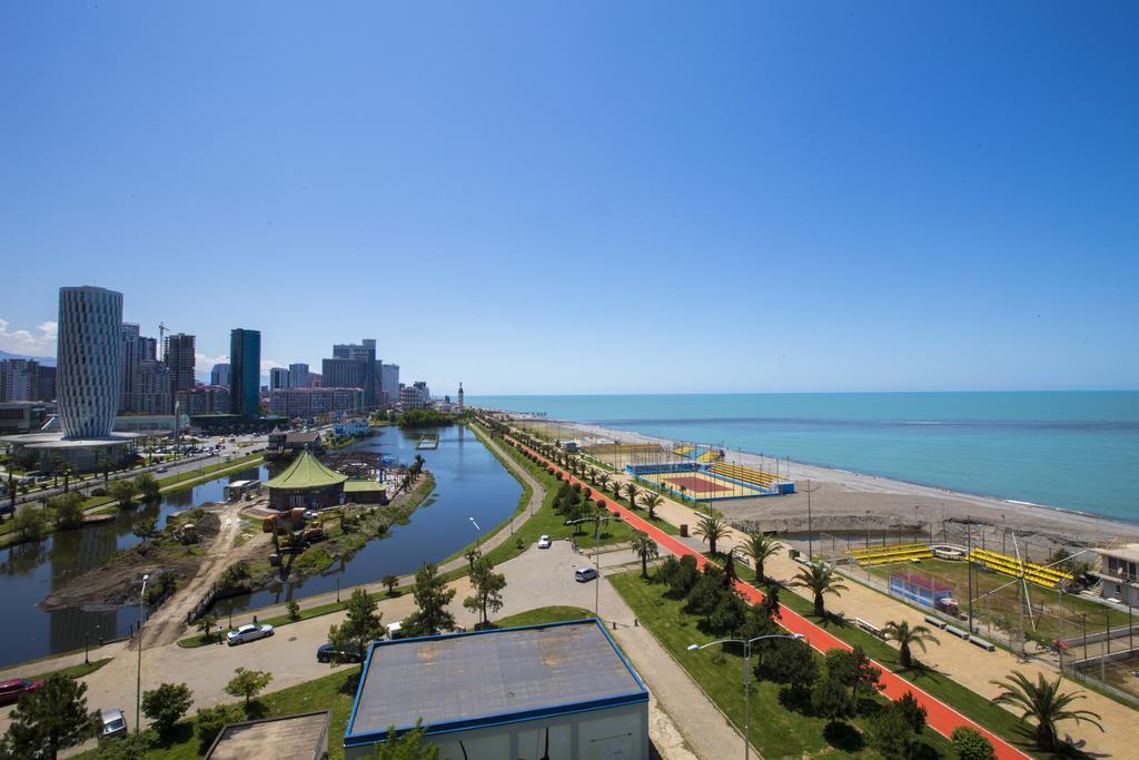Apartment Magnolia Rustaveli 62 Batumi Exterior photo