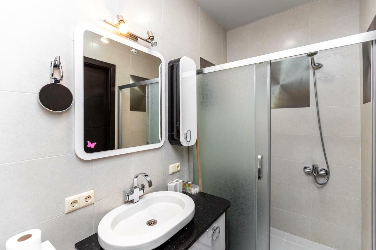 Apartment Magnolia Rustaveli 62 Batumi Exterior photo